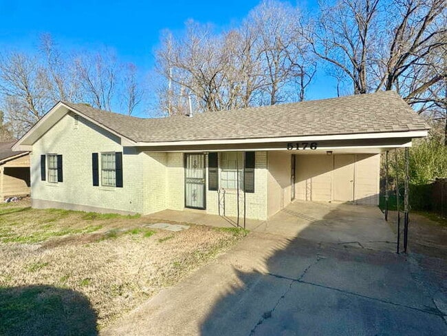 5176 Braden Dr in Memphis, TN - Building Photo - Building Photo