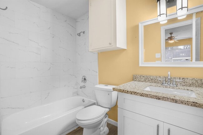 property at 3303 Glen Spring Dr