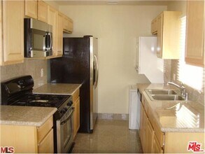 8308 Pershing Dr in Los Angeles, CA - Building Photo - Building Photo
