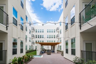 Marina Bend At Clear Creek in League City, TX - Building Photo - Building Photo