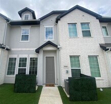 12400 Greens Rd in Atascocita, TX - Building Photo
