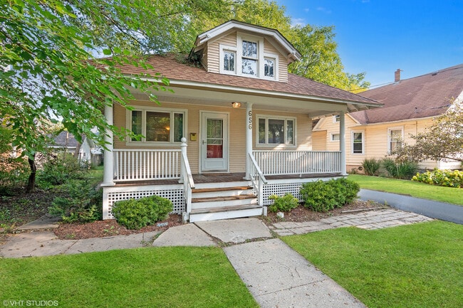 property at 656 Bluff City Blvd