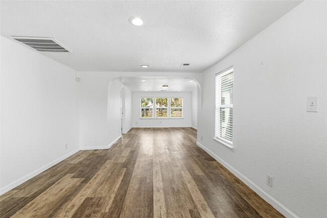 property at 5515 Avenue R