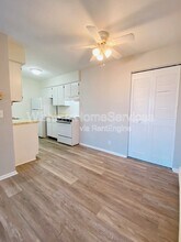 203 Charleston Blvd in Macomb, IL - Building Photo - Building Photo