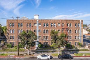 Figueroa Arms in Los Angeles, CA - Foto de edificio - Building Photo