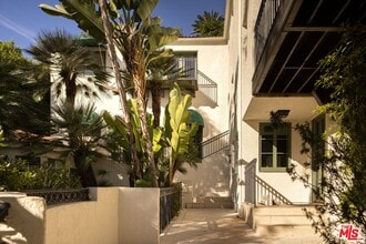 1427 Kings Rd in Los Angeles, CA - Building Photo - Building Photo