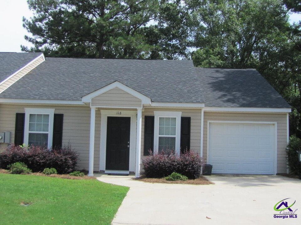 116 Kingston Village Dr in Perry, GA - Building Photo