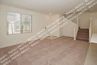 2734 S Decatur Dr in Gilbert, AZ - Building Photo - Building Photo