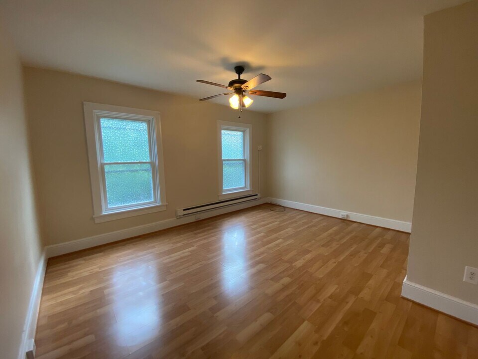 441 S Shippen St-Unit -Apt 2 in Lancaster, PA - Building Photo