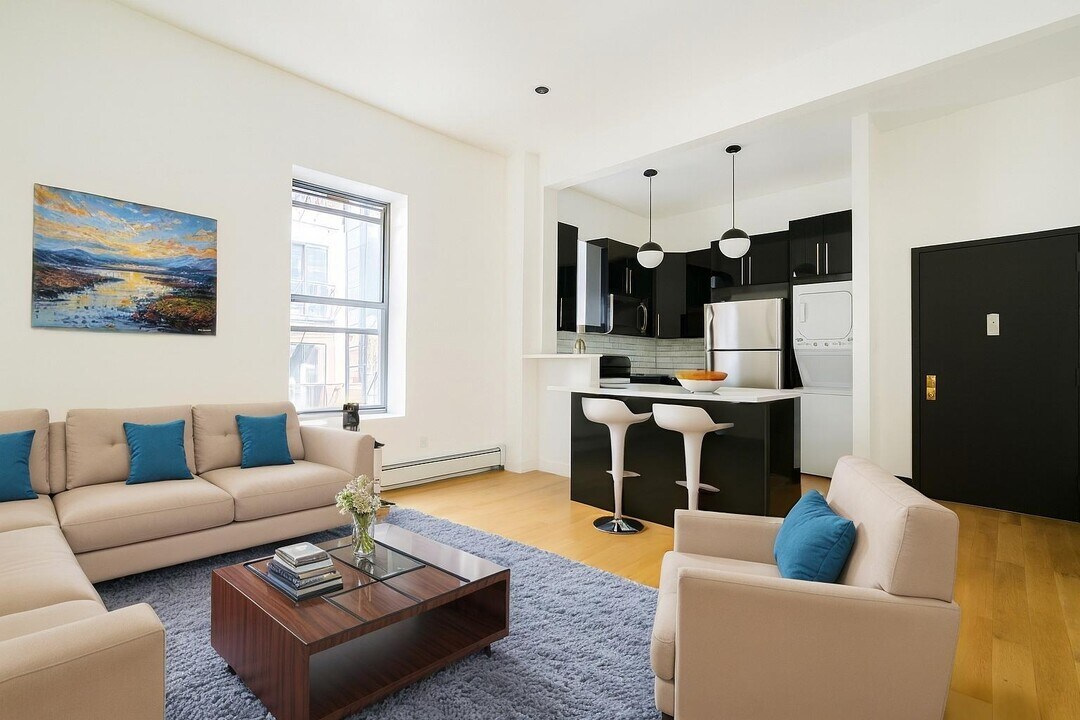 44 MacDonough St in Brooklyn, NY - Building Photo