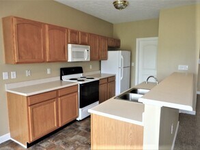 1565 Cold Spring Dr in Brownsburg, IN - Building Photo - Building Photo