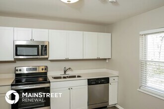 4010 Sedgewood Ln, Unit 0010114 in Greensboro, NC - Foto de edificio - Building Photo