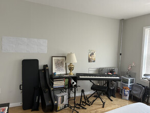 22 Alton Ct, Unit 2 in Brookline, MA - Building Photo - Building Photo