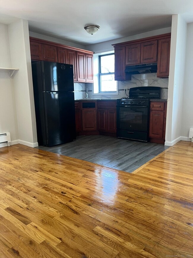property at 158 Magnolia St