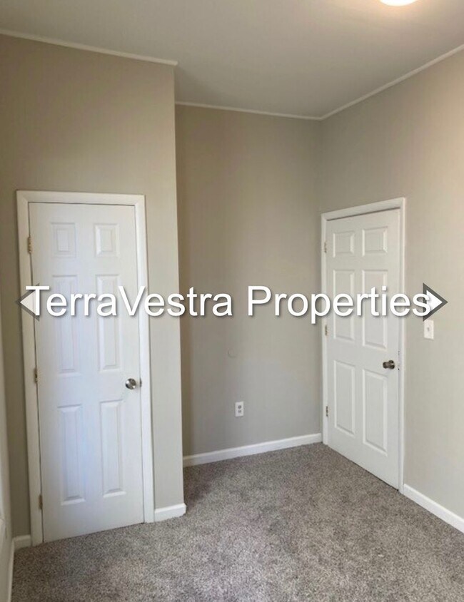 716 N High St-Unit -Unit 1 in Millville, NJ - Building Photo - Building Photo