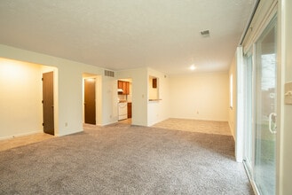 Fox Acres Apartments in Kokomo, IN - Foto de edificio - Interior Photo