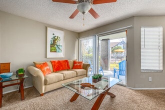Cranes Landing Apartments in Winter Park, FL - Foto de edificio - Interior Photo