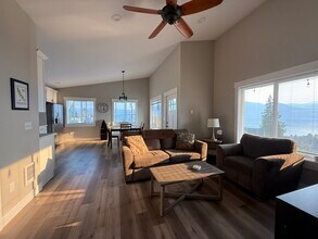 7 Stormy Vista Ln in Manson, WA - Building Photo - Building Photo