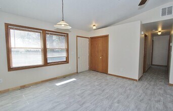 1020 S Hayes Ave in Emmett, ID - Building Photo - Building Photo