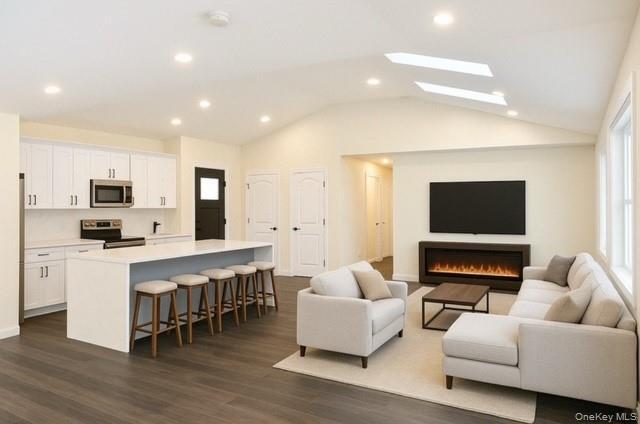19 Primrose Ave W in White Plains, NY - Building Photo - Building Photo