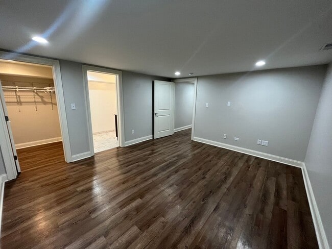 property at 4344 Shaw Blvd