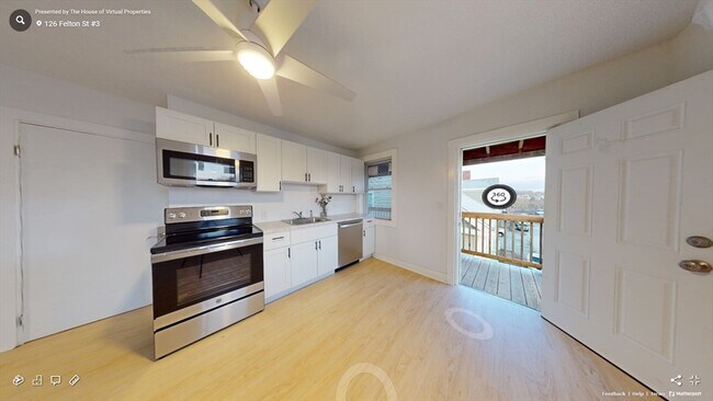 122 Felton St in Waltham, MA - Building Photo - Building Photo