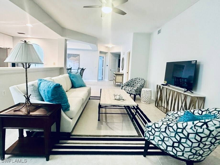 1953 Crestview Way in Naples, FL - Building Photo