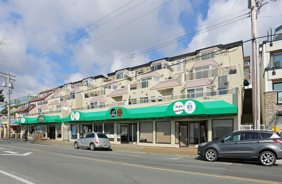 Ocean View in White Rock, BC - Building Photo