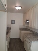 1415 E Cruces St, Unit #4 in Wilmington, CA - Building Photo