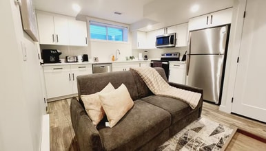 385 Chelsom Mnr in Saskatoon, SK - Building Photo - Building Photo