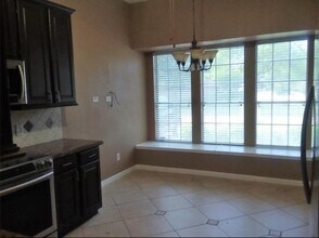 7414 Seton Lake Dr in Houston, TX - Building Photo - Building Photo