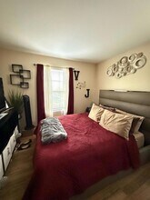2404 Lexington Ln in Naperville, IL - Building Photo - Building Photo
