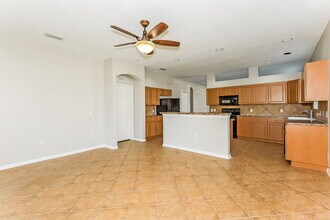 3324 70th Ct E in Palmetto, FL - Building Photo - Building Photo