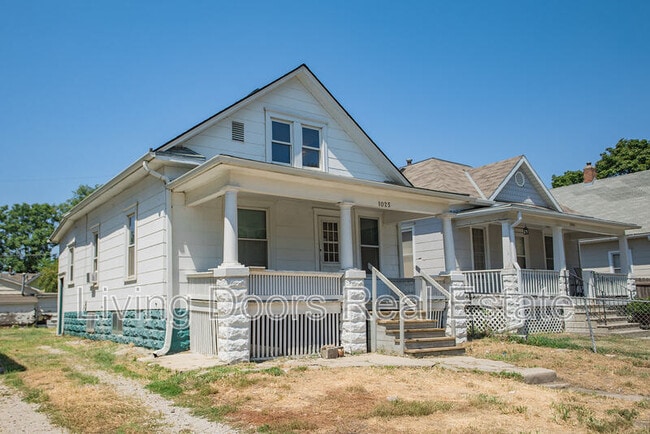 property at 1025 N 8th St