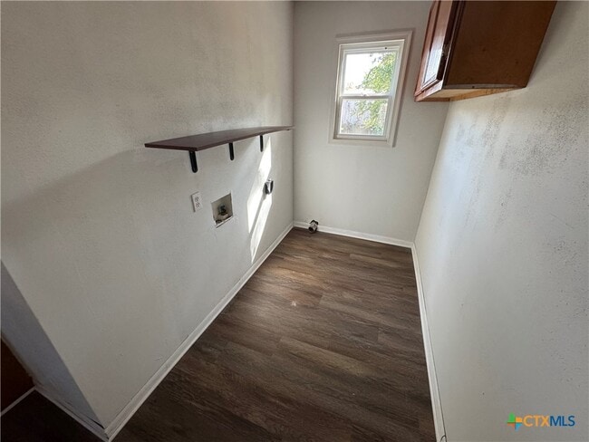 property at 414 S Esplanade St