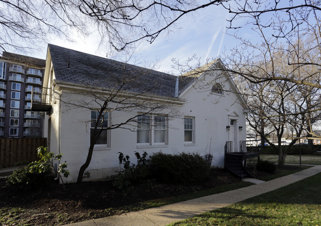 1252 6th St SW in Washington, DC - Building Photo - Building Photo