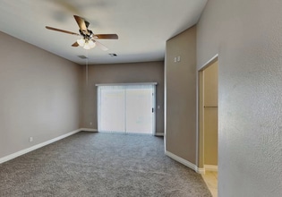 1169 Calico Ridge Dr in Henderson, NV - Building Photo - Building Photo