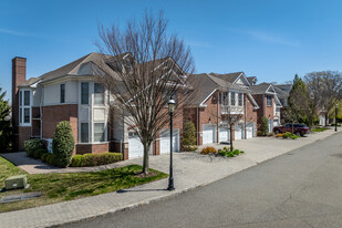 Cedar Gate at Livingston Apartments