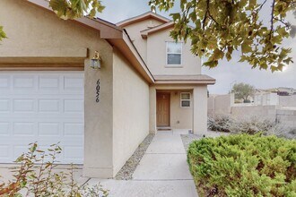 6056 Malpais Park Ave NW in Albuquerque, NM - Building Photo - Building Photo
