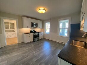 81 Allison St in Concord, NH - Building Photo - Building Photo