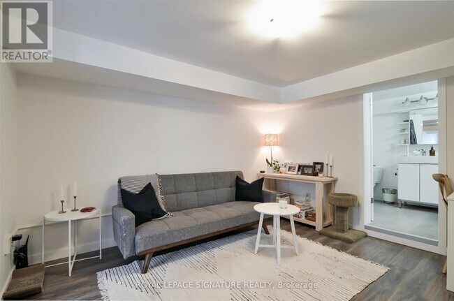 169 Bellefair Ave in Toronto, ON - Building Photo - Building Photo