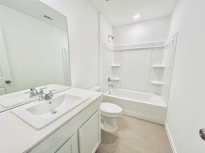 1379 Diamond Carnation Dr in Conroe, TX - Building Photo - Building Photo