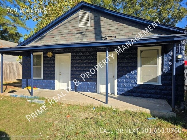 property at 709 W 44th St