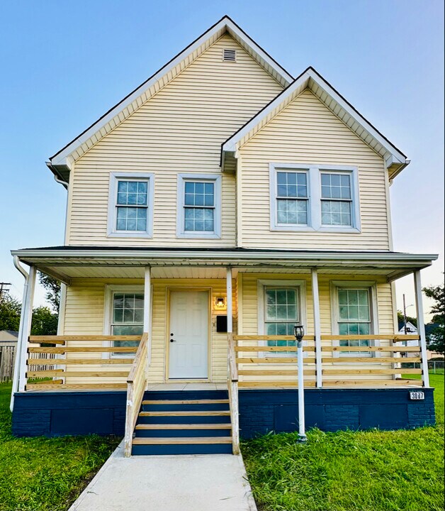 3007 Wade Ave in Cleveland, OH - Building Photo