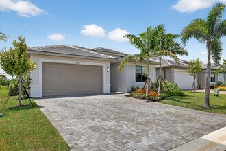 12522 SW Emerald Estuary Ter in Port St. Lucie, FL - Building Photo - Building Photo