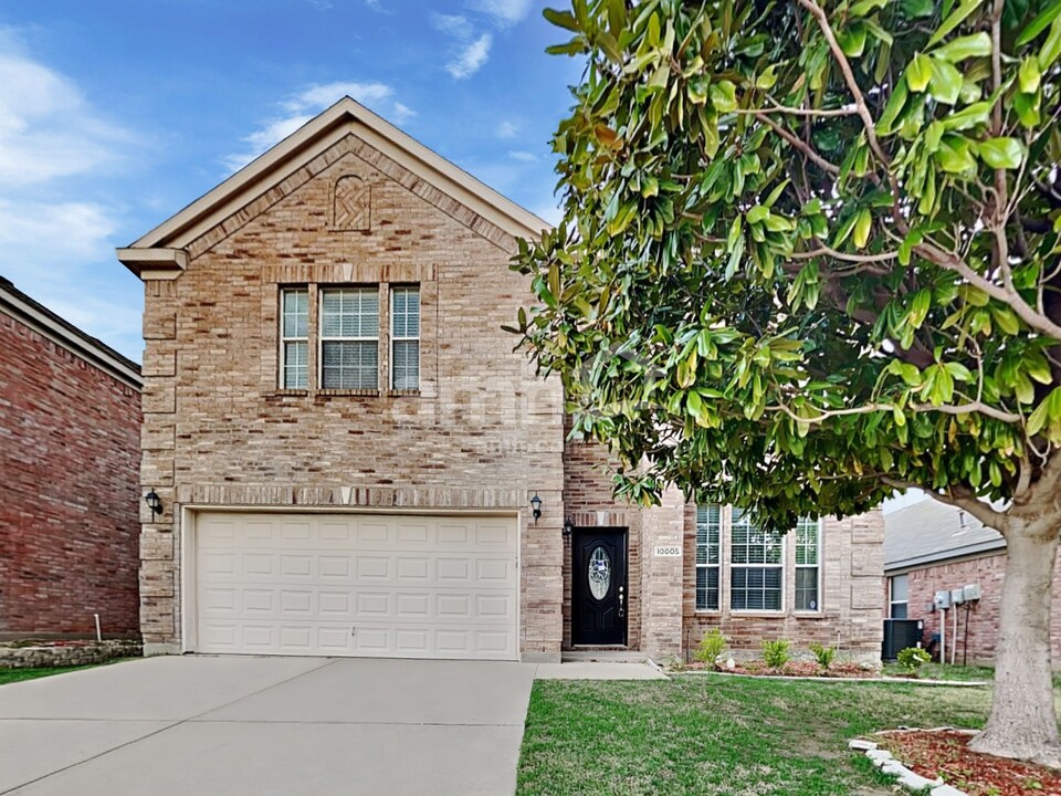 10005 Chadbourne Rd in Fort Worth, TX - Building Photo