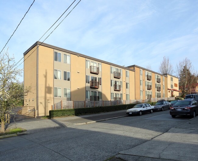Callisto in Seattle, WA - Building Photo - Building Photo