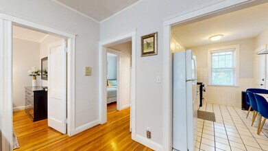 169 Kent St, Unit 3 in Brookline, MA - Building Photo - Building Photo