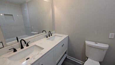 1110 Creekwood Dr in Perry, GA - Building Photo - Building Photo