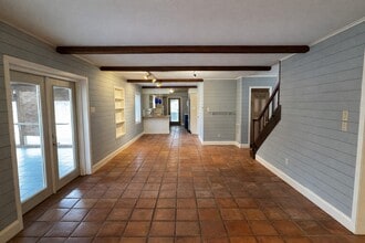 202 Hardy St in Bacliff, TX - Building Photo - Building Photo